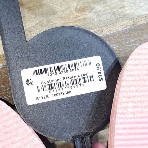 NWT I.N.C Slippers - Picture 6 of 9